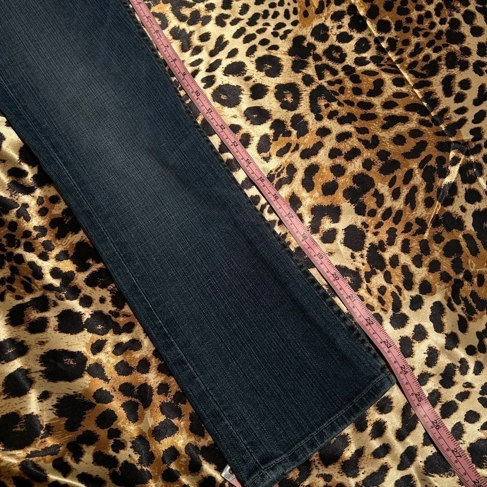 Lucky Brand Dark Wash Cropped Jeans - Picture 9 of 9